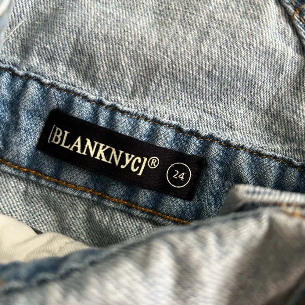 BLANKNYC cut-off shortalls, blue, 24 - Picture 3 of 10